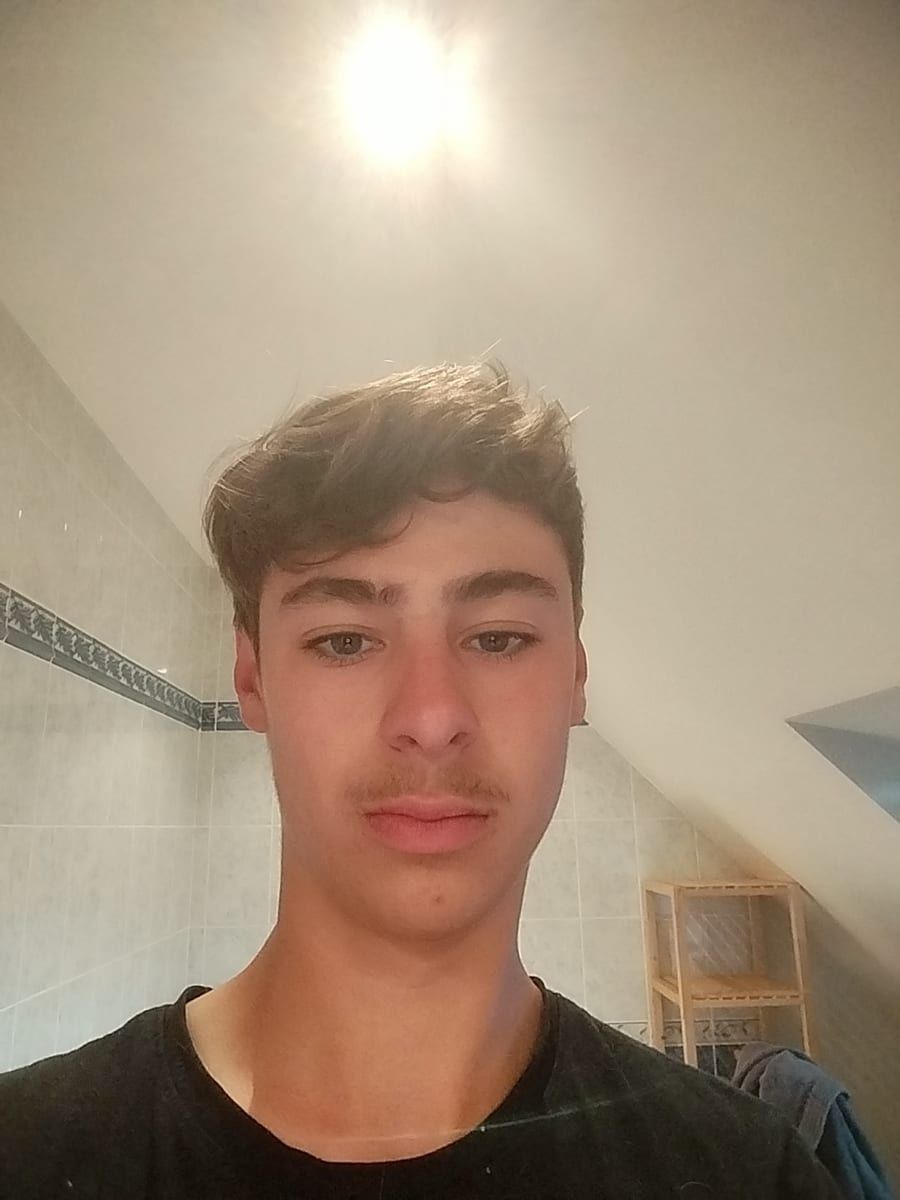 Dogan - Gay in Temmen-Ringenwalde Profil von Dogan, 22 Jahre, Gay in Temmen-Ringenwalde (Brandenburg)