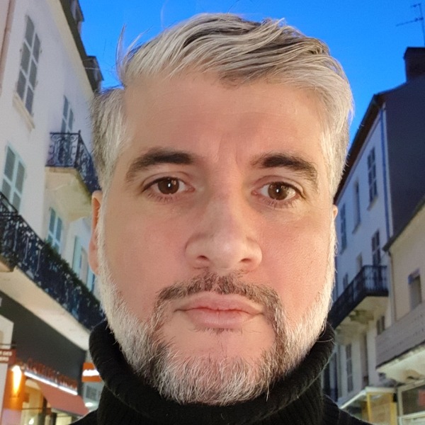 Henri-georges - Gay in Schönfeld Profil von Henri-georges, 31 Jahre, Gay in Schönfeld (Brandenburg)