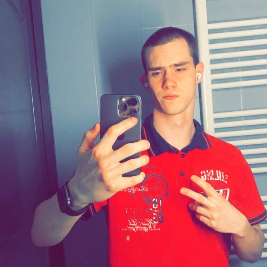 Profil von Sourakata, 22 Jahre, Gay in Letschin (Brandenburg)