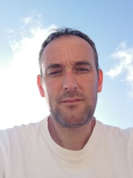 Profil von Radhouane, 31 Jahre, Gay in Reichenwalde (Brandenburg)