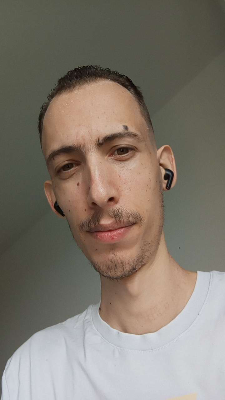 Profil von Fauzi, 42 Jahre, Gay in Podelzig (Brandenburg)