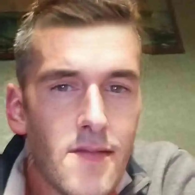 Profil von Anatole, 35 Jahre, Gay in Kolkwitz (Brandenburg)