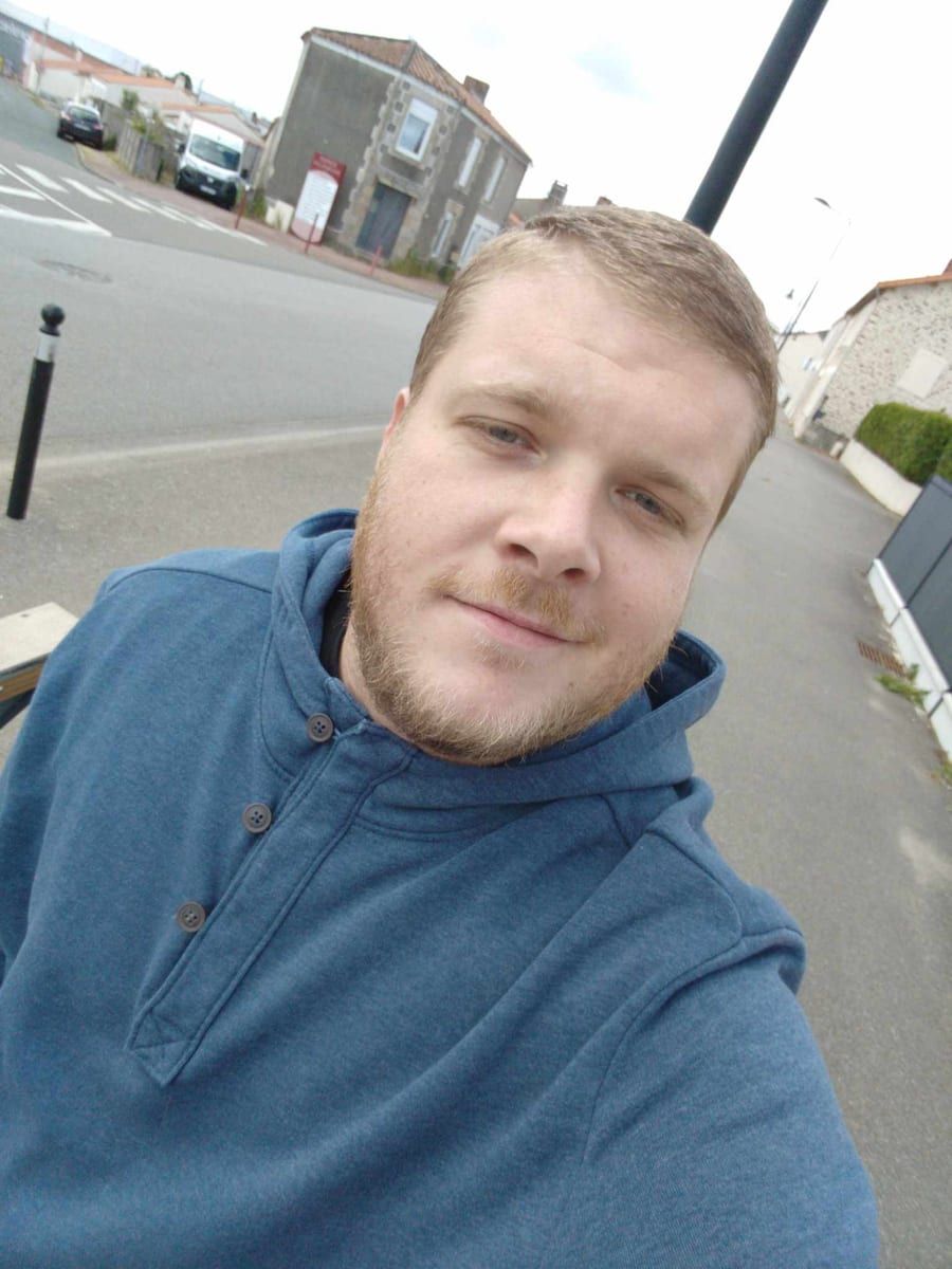 Profil von Angi, 34 Jahre, Gay in Luckau (Brandenburg)