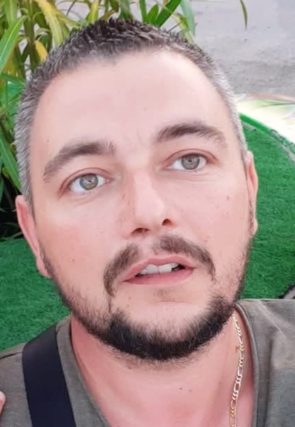 Jef - Gay in Gröden Profil von Jef, 26 Jahre, Gay in Gröden (Brandenburg)