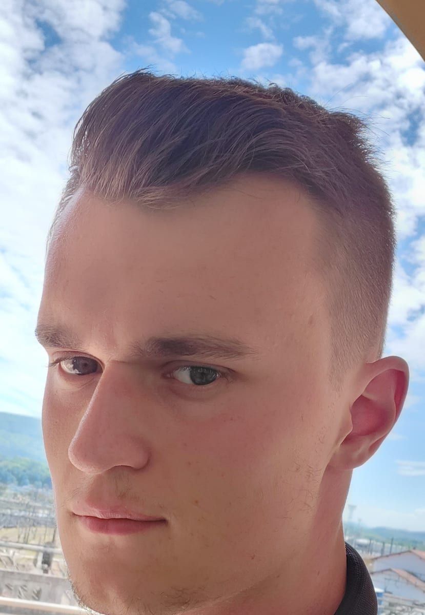 Profil von Gennaro, 27 Jahre, Gay in Plessa (Brandenburg)