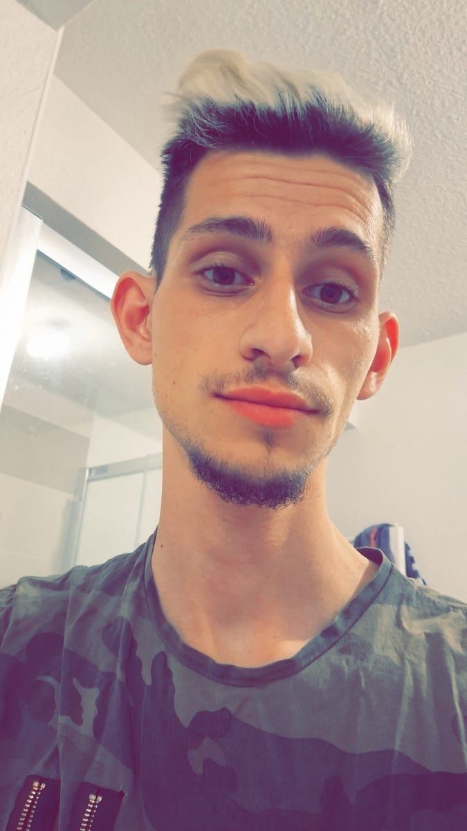 Profil von Guiliane, 28 Jahre, Gay in Frauendorf (Brandenburg)