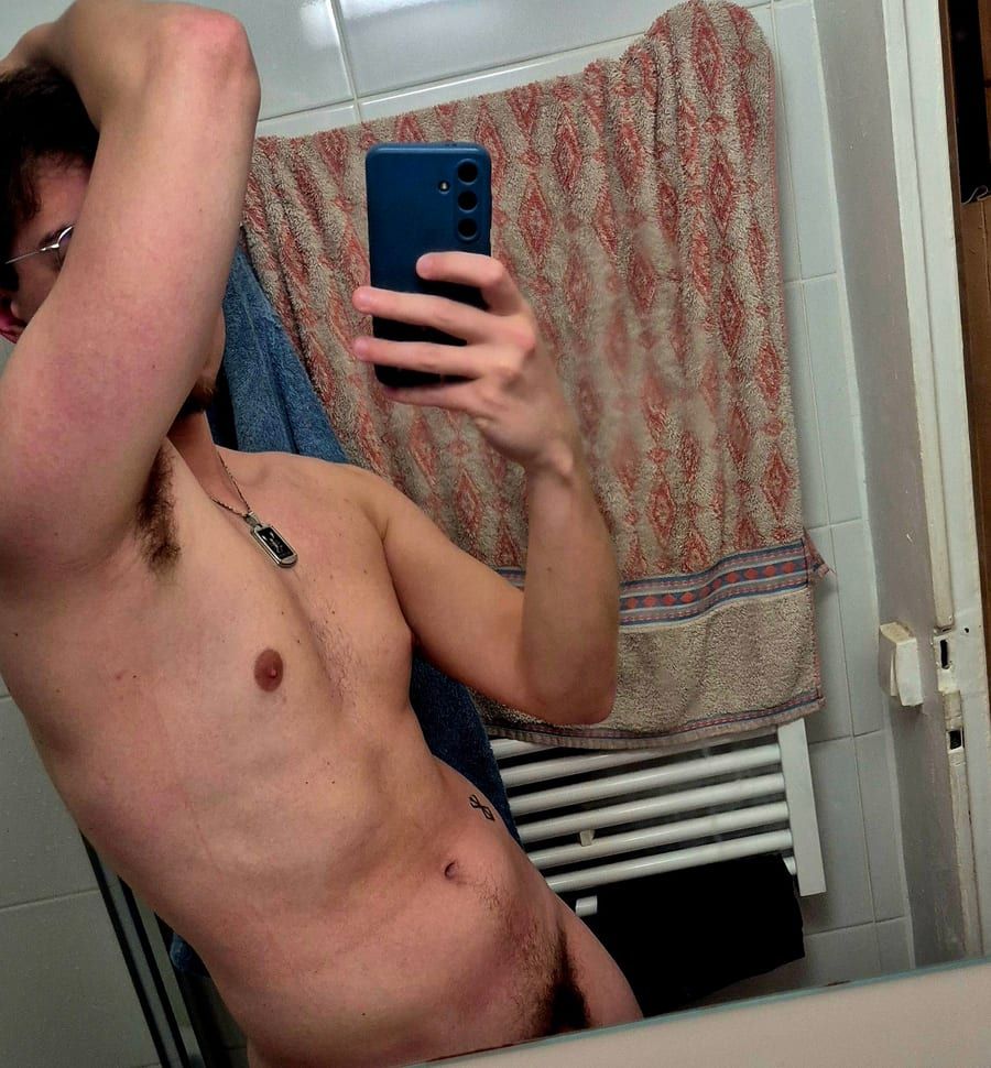 Profil von Tamba, 30 Jahre, Gay in Siehdichum (Brandenburg)