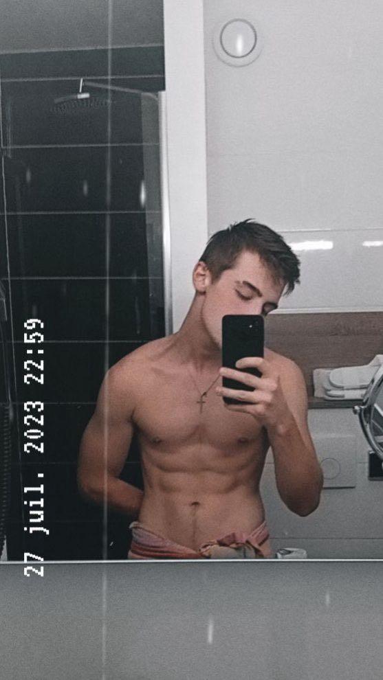 Profil von Momo, 31 Jahre, Gay in Bad Belzig (Brandenburg)