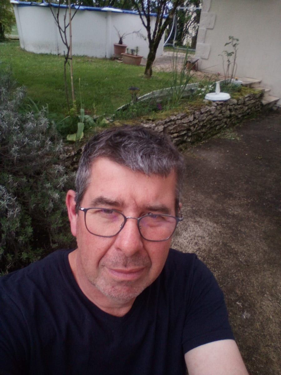 Profil von Errol, 36 Jahre, Gay in Nuthetal (Brandenburg)