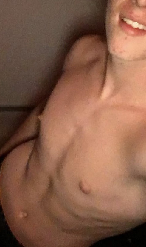 Profil von Dolovan, 33 Jahre, Gay in Luckaitztal (Brandenburg)