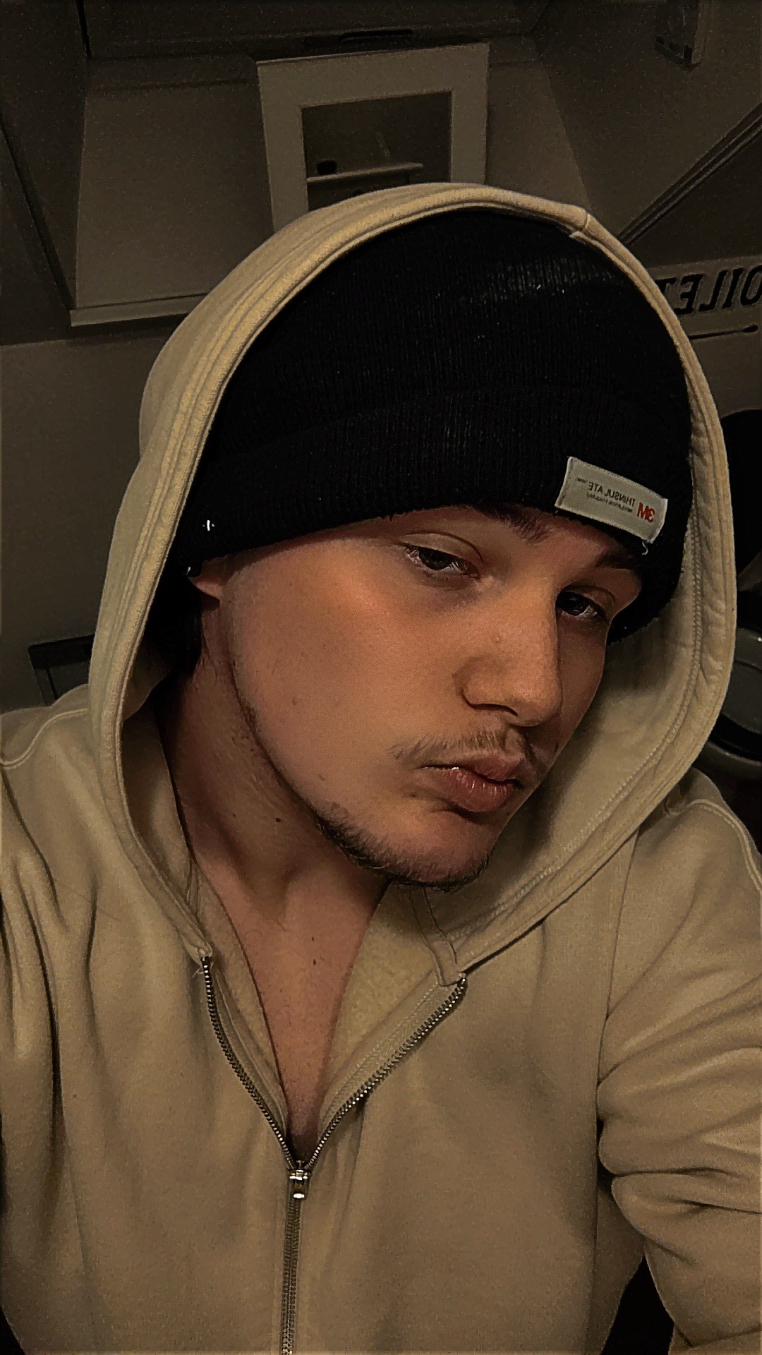 Profil von Riwal, 27 Jahre, Gay in Plessa (Brandenburg)