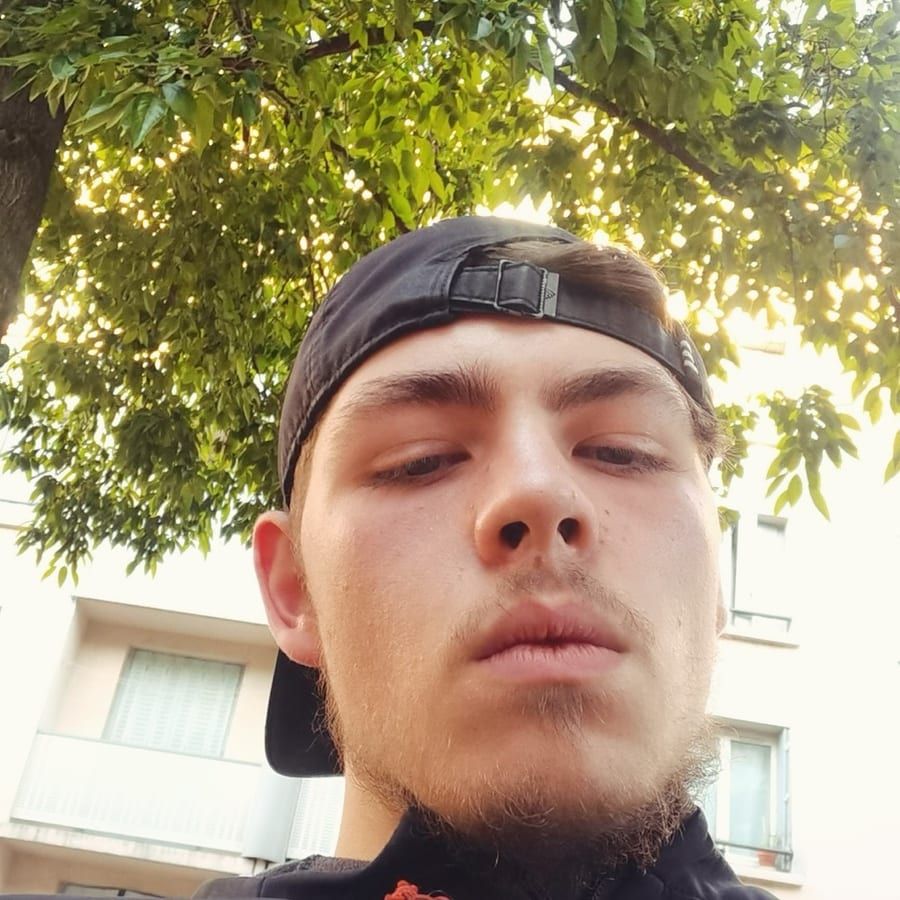 Profil von Abdelhafide, 23 Jahre, Gay in Alt Zauche-Wußwerk (Brandenburg)